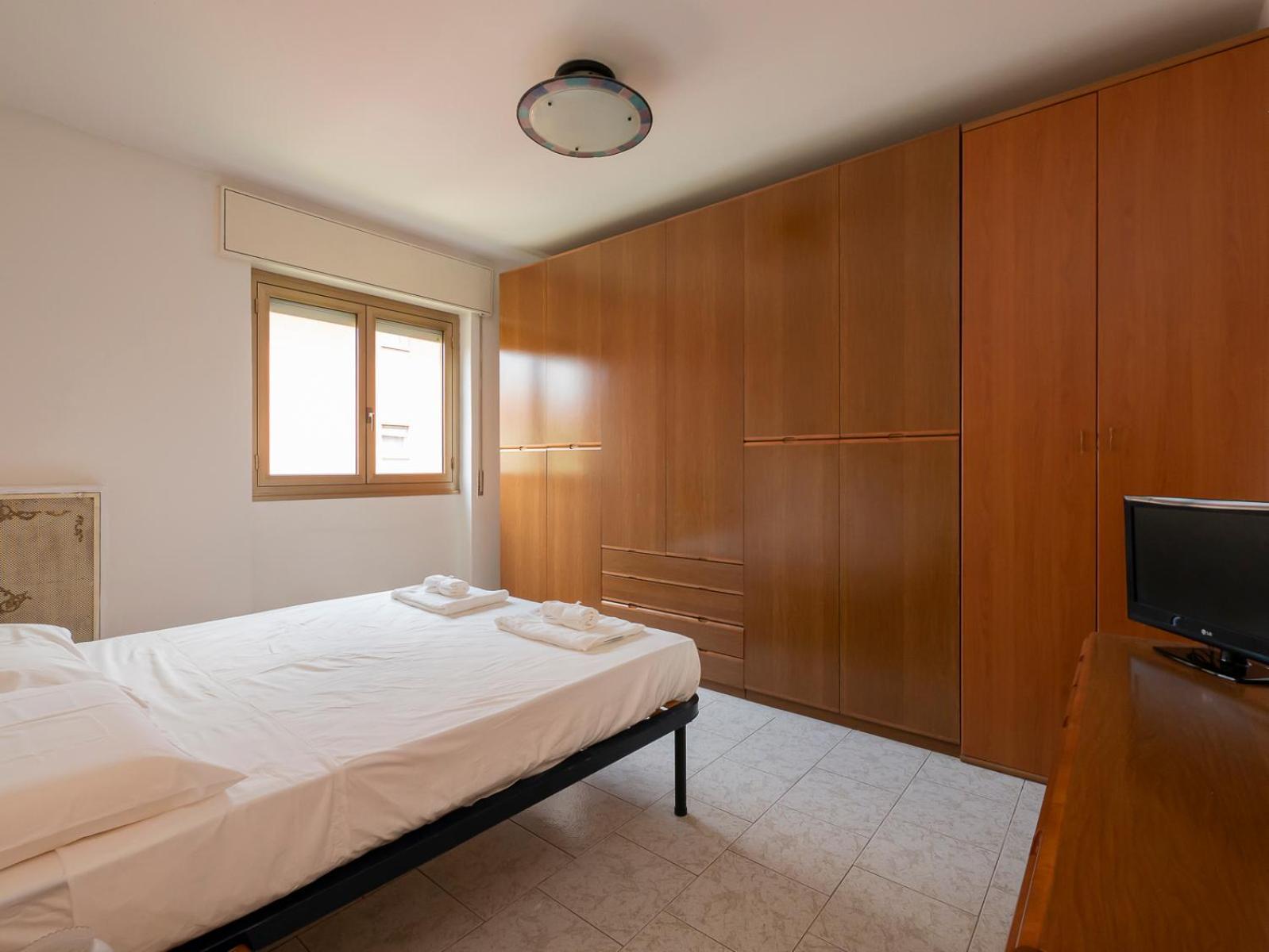 Ampio E Luminoso Appartamento, Posto Auto Gratuito - Quarenghi Appartement Milan