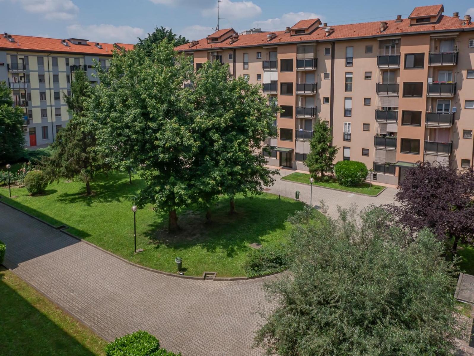 Ampio E Luminoso Appartamento, Posto Auto Gratuito - Quarenghi Appartement Milan